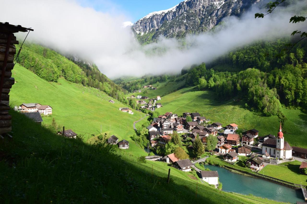 Ferienwohnung Ob Vierwaldsaettersee Isenthal Esterno foto